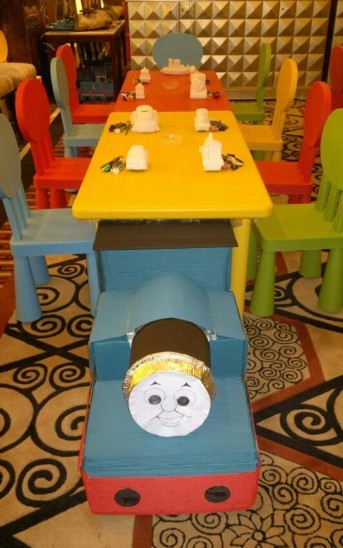 Kids table and chair儿童桌椅